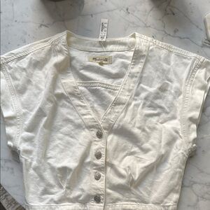 Madewell Cream Cap Sleeve Fitted Button Down Shirt